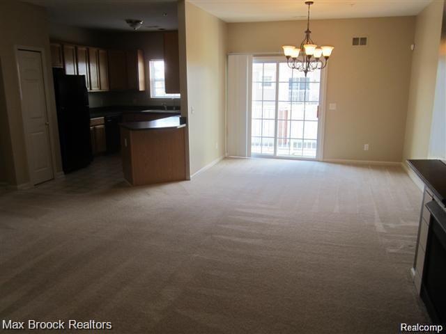 Building Photo - 15200 Addington Dr