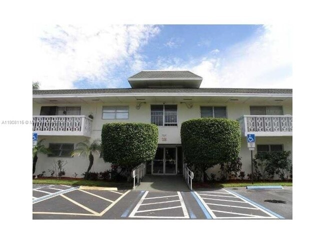 Building Photo - 4200 NW 3rd Ct