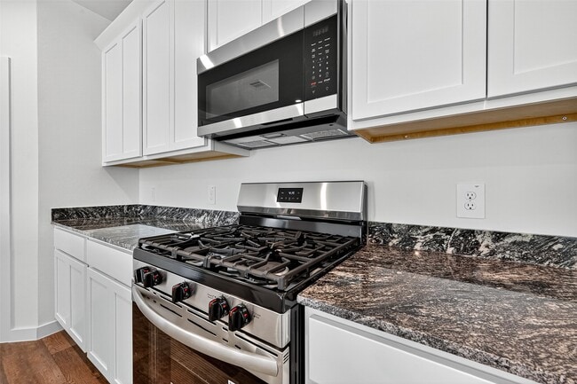 Building Photo - 4215 Russet Elm Ln