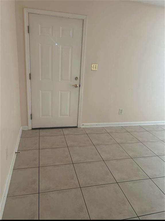 Building Photo - 3425 Century Dr