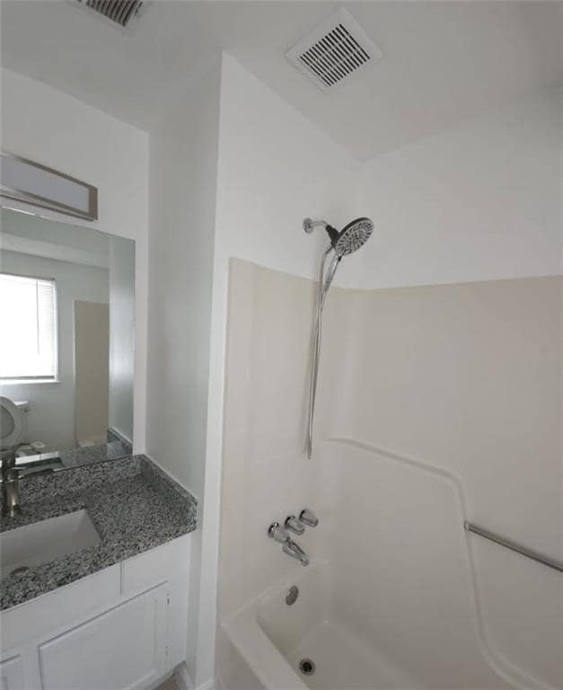 Building Photo - 1040 Old Holcomb Bridge Rd