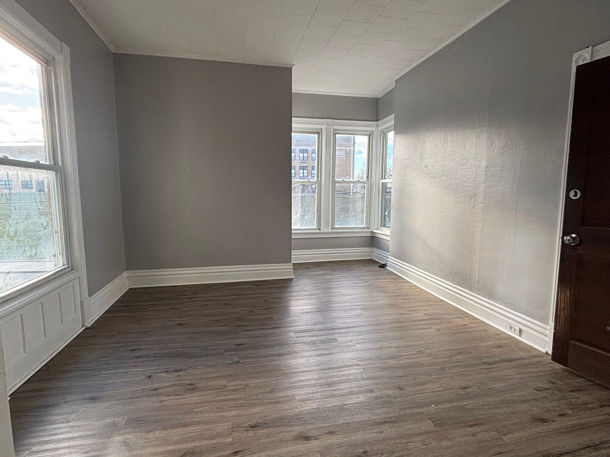 Building Photo - 175 Columbia St