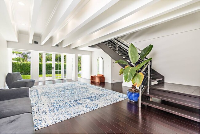 Building Photo - 234 Gregory Rd