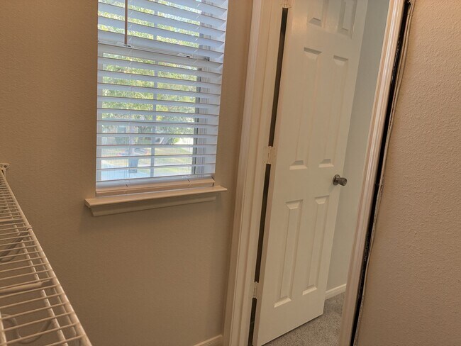 Building Photo - 10331 Marble Crest Dr