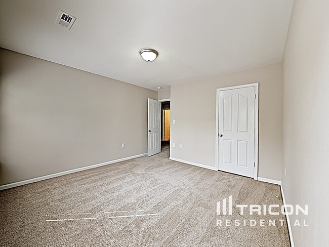 Building Photo - 5251 Grays Ridge Drive Charlotte NC