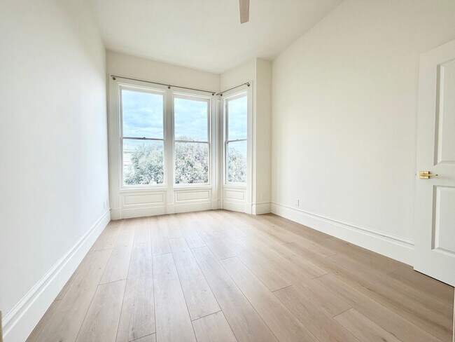 Building Photo - 937-941-941 Hayes St