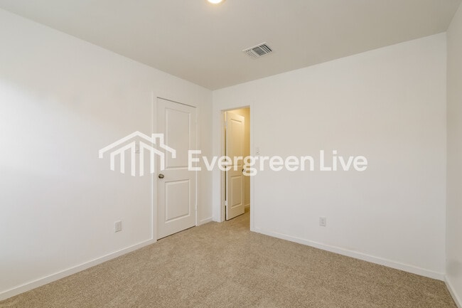 Building Photo - 9612 NW 125th St