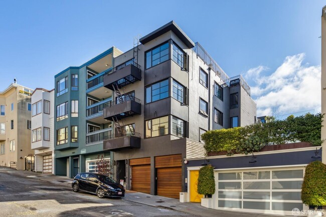 Primary Photo - 1831 Grant Ave