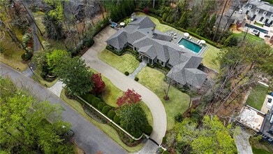 Building Photo - 3612 Castlegate Dr NW