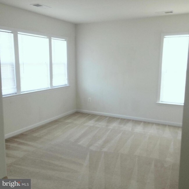 Building Photo - 3363 Oakham Mt Dr