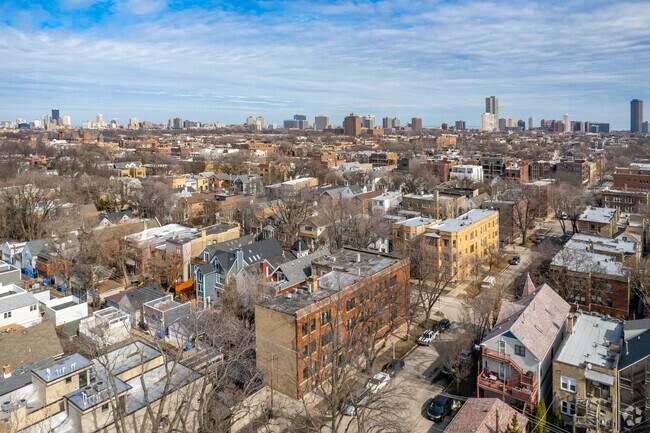 Aerial Photo - 1708-1710 W Waveland Ave
