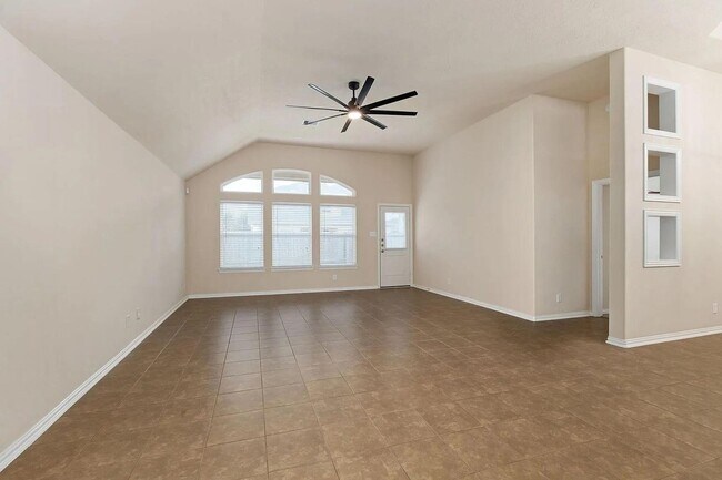 Building Photo - 16007 David Hill Ln