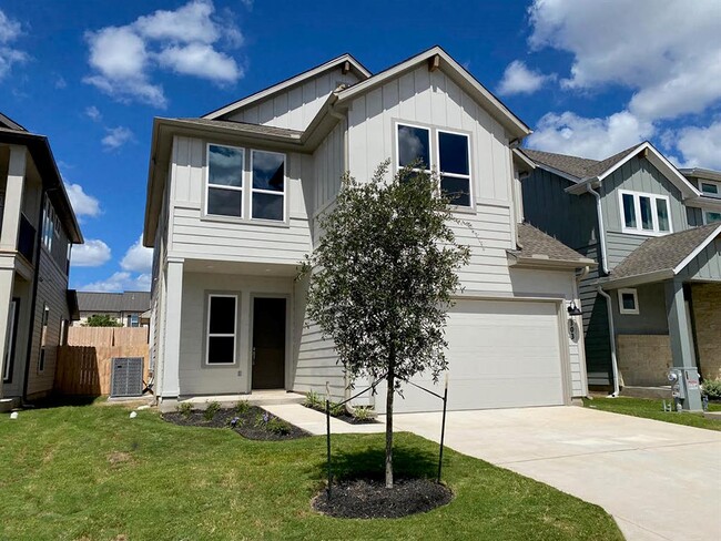 Building Photo - 320 Creek Rd