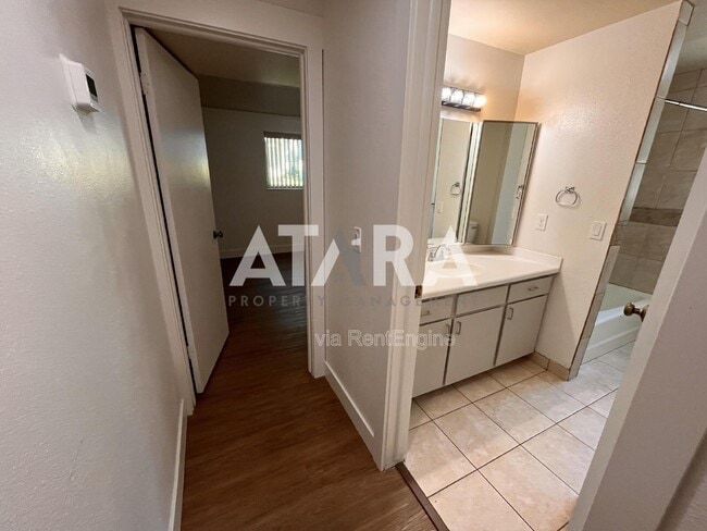 Building Photo - 2141 S 2060 E