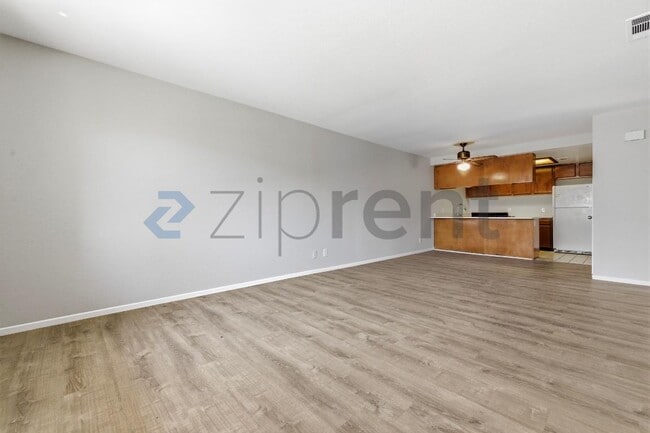 Building Photo - 34901 Marcia Rd