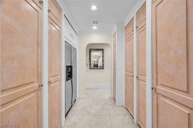 Building Photo - 7258 Loma Alta Cir