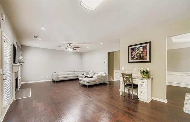 Building Photo - 1015 Pebble Creek Trail