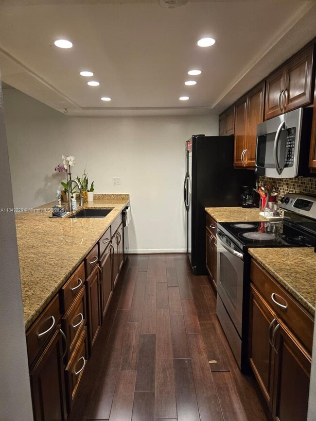 Building Photo - 13370 SW 89th Terrace