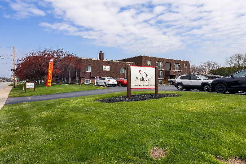 Building Photo - 2647 Eastgate Rd