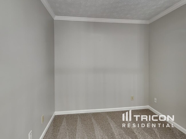 Building Photo - 410 Meadowfield Trail