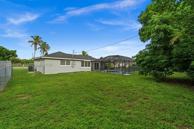 Building Photo - 5212 Santa Rosa Ct