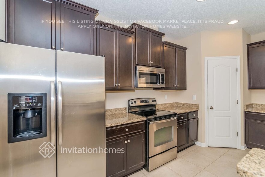 Building Photo - 517 Southwood Way