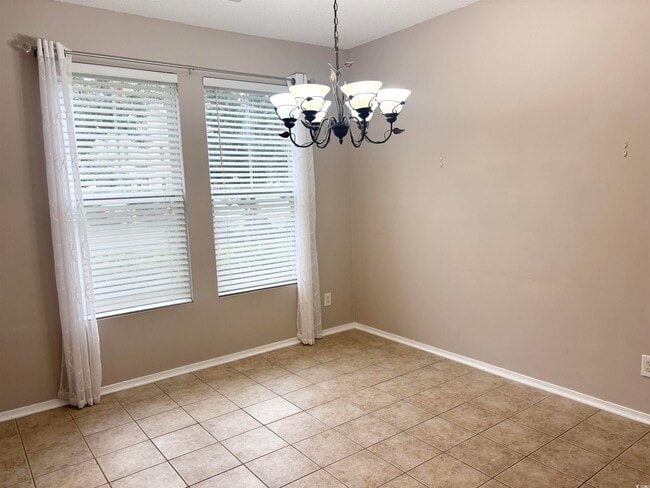 Building Photo - 112 Olde Towne Way