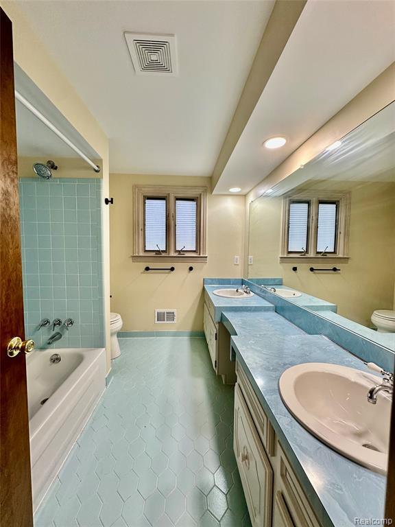 Building Photo - 4213 Wentworth Dr