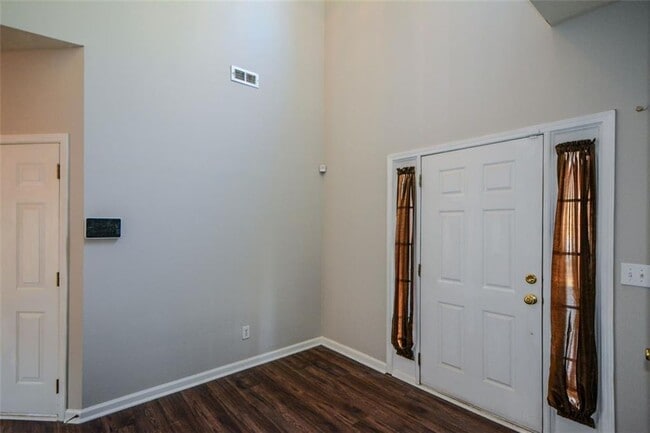 Building Photo - 3063 Grace Ct