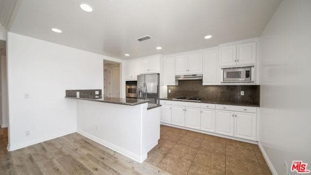 Building Photo - 9401 Alcott St