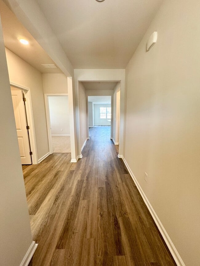 Building Photo - Brand New! Central Conway Location in Kingston Bay! Beautiful Pond View!