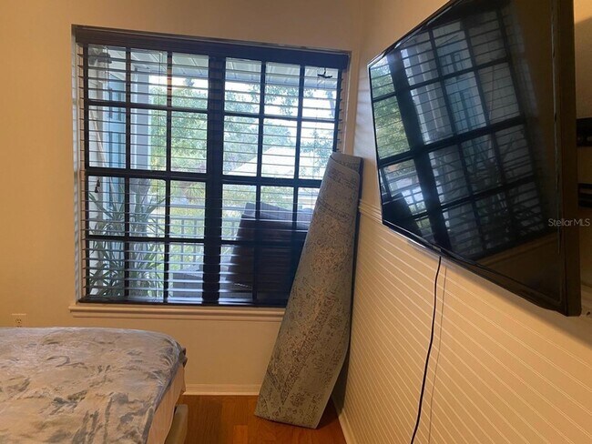 Building Photo - 1000 W Horatio St