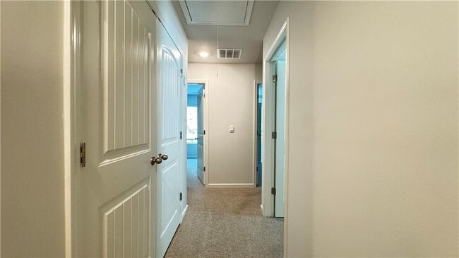Building Photo - 488 Stoneybrook Dr