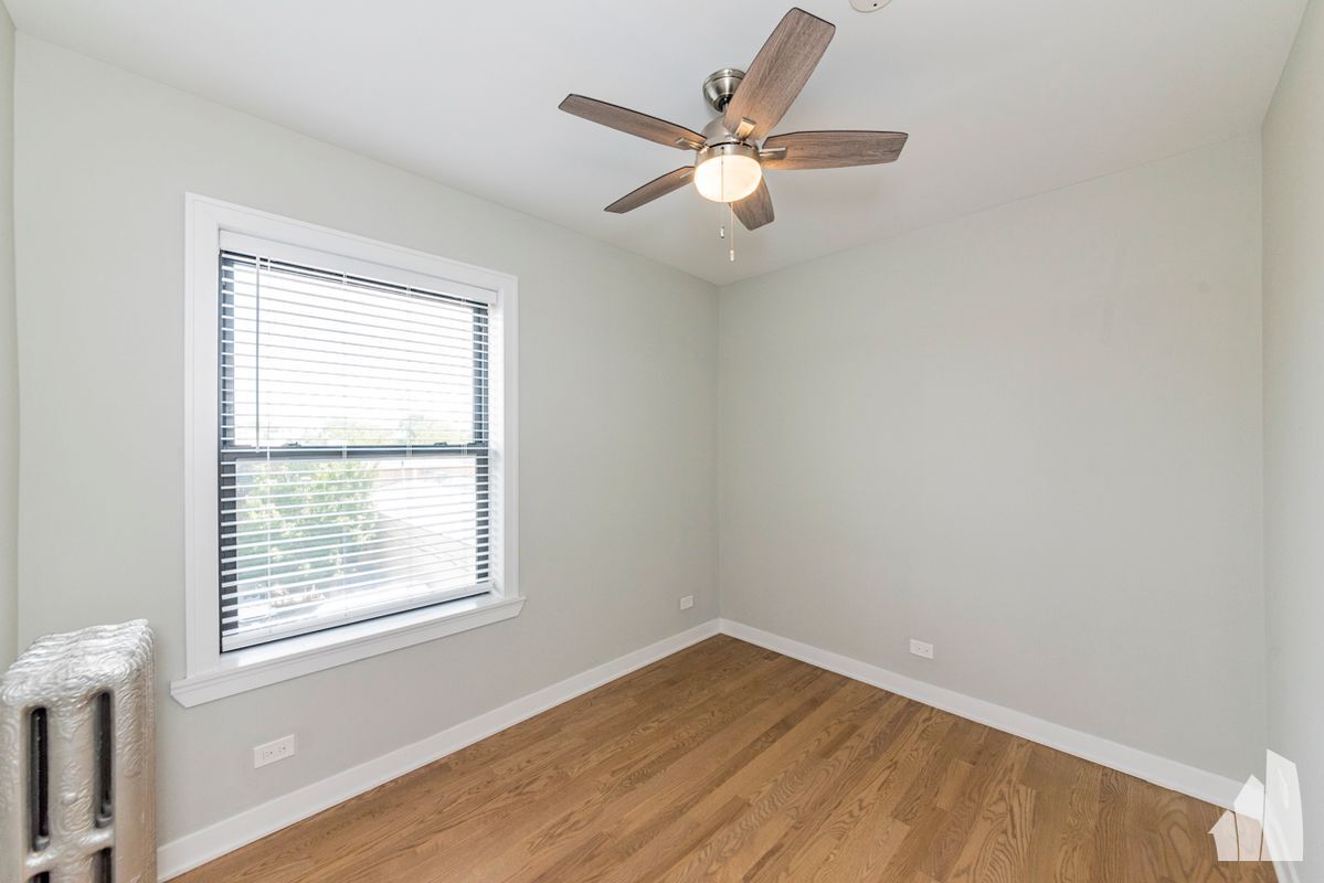 Building Photo - 3925 N Keeler Ave