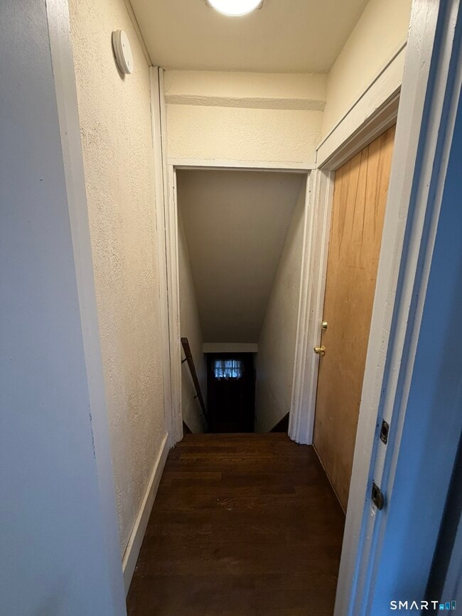 Building Photo - 35 9th Ave