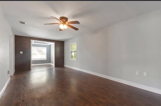Building Photo - 3106 E Trapnell Rd