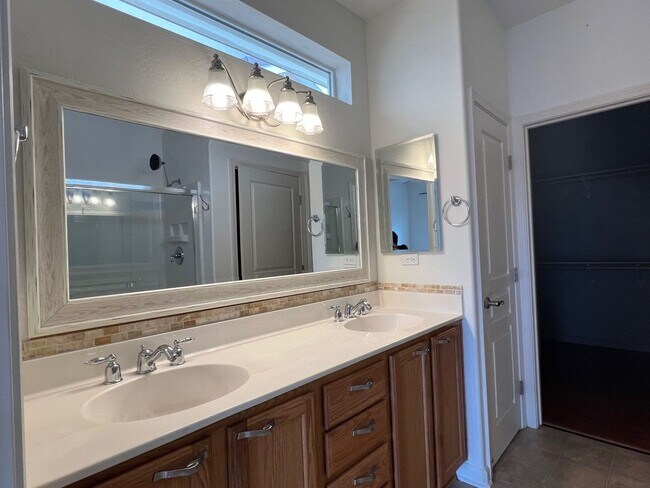 Building Photo - Unique Del Webb at Sierra Canyon Home with Views Available for Lease!