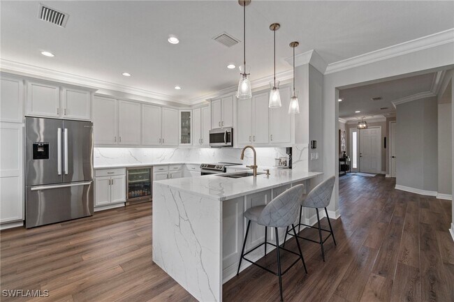 Building Photo - 3385 Baltic Dr
