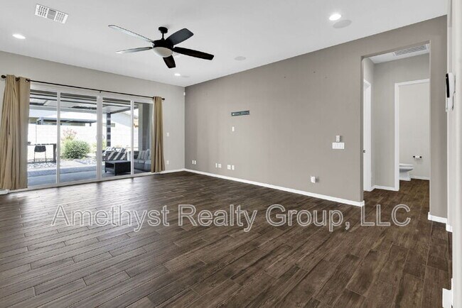 Building Photo - 5116 N 185th Ave