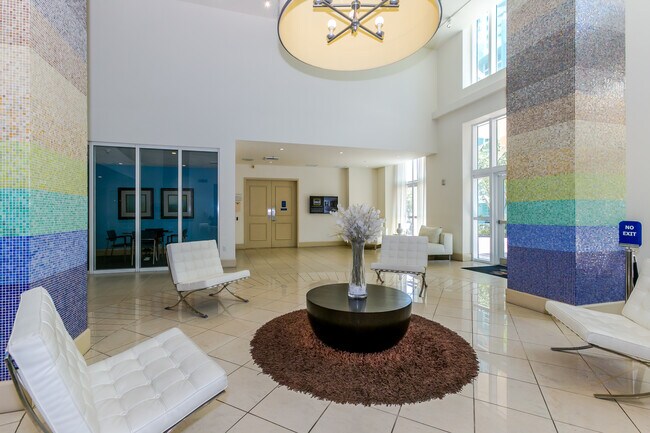 Building Photo - 2001 Biscayne Blvd