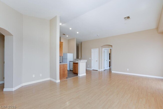 Building Photo - 8800 Horizon Wind Ave
