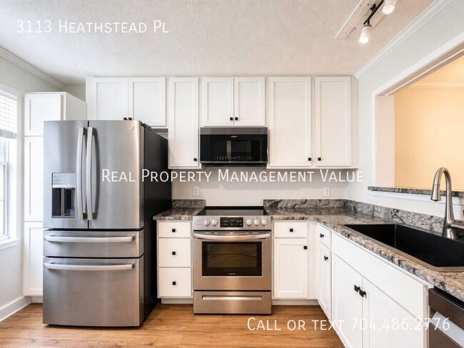 Building Photo - 3113 Heathstead Place