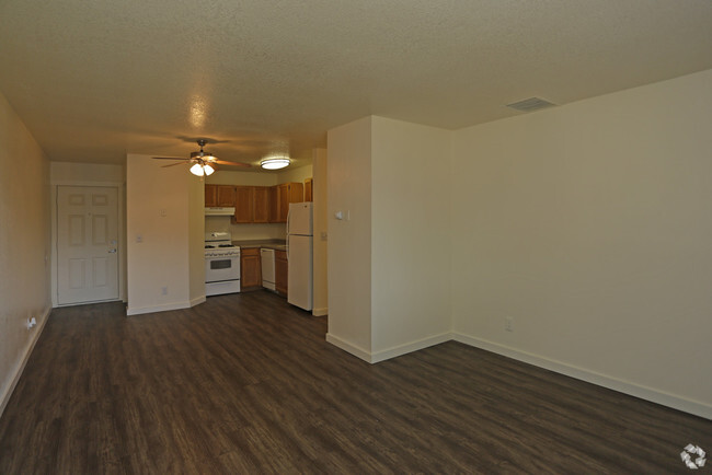 Large Open Floorplans - Goldstone Place Apartments