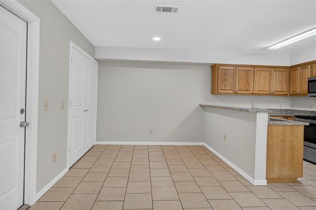 Building Photo - 1712 S Waco St