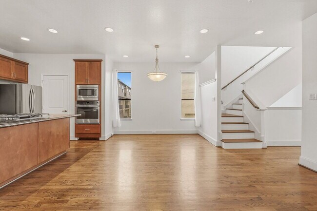 Building Photo - 2816 Rusk St