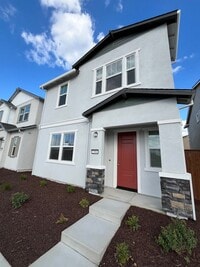 Building Photo - Brand New 2-Story Home in Spring Lake Area...