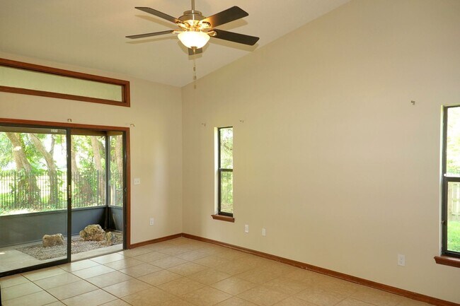 Building Photo - Spacious 3/2 Single family home in Belle Isle