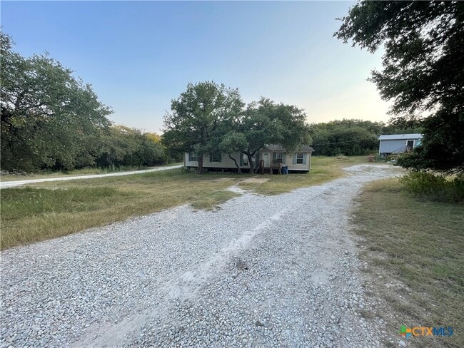 Building Photo - 136 Sonnyland Dr