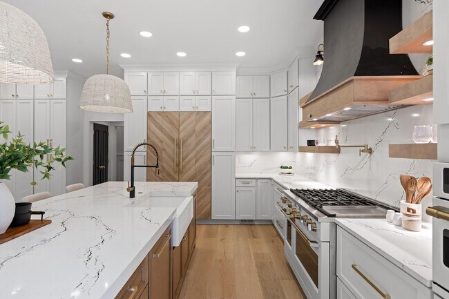 Building Photo - 1103 Centennial Dr