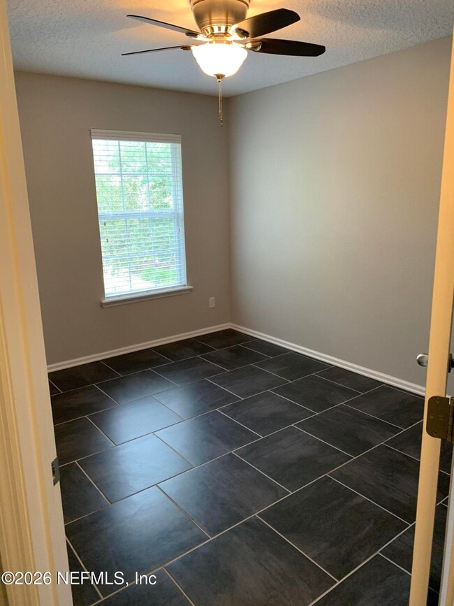 Building Photo - 3740 Creswick Cir